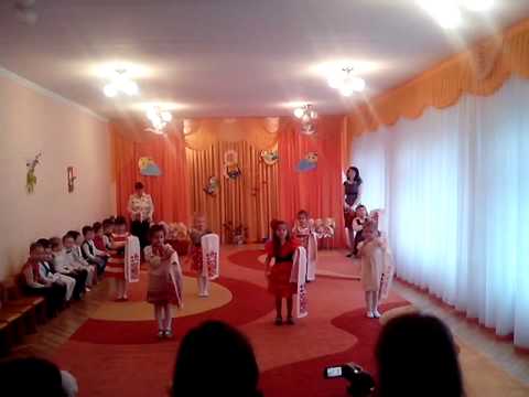 Фашистско-бандеровский детский сад №605, г.Киев, утренник