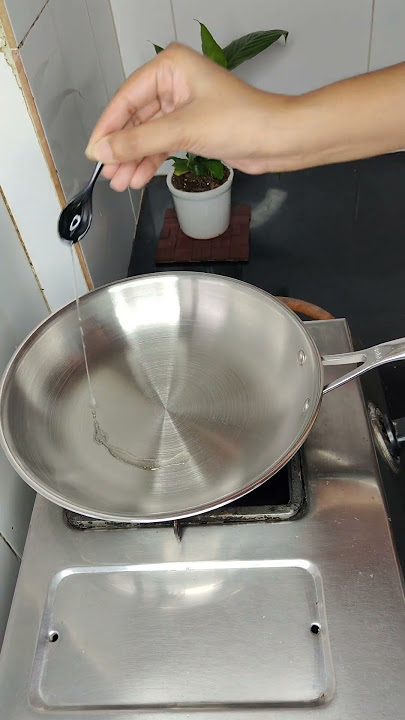 How to Seasoning Stainless Steel Fry Pan #new#fry pan#AnamikaDikshaK#shortvideo
