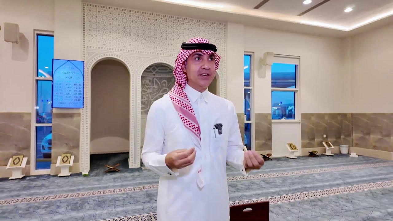 جامع عتيق السفري -رحمه الله- أيقونة جمالية على الطريق السريع