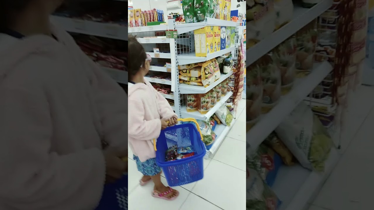 Jajan di Indomaret dengan - YouTube