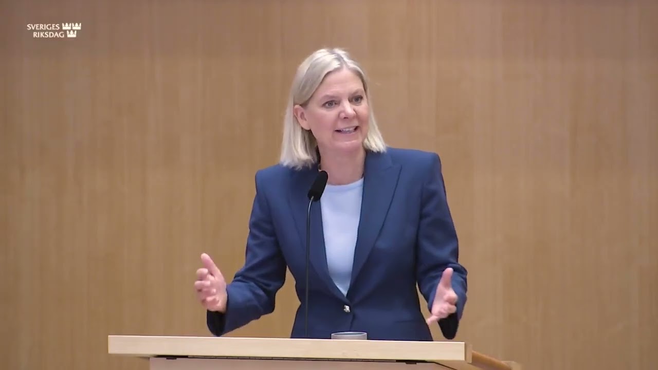 Magdalena Andersson talar på riksdagens partiledardebatt – juni 2026