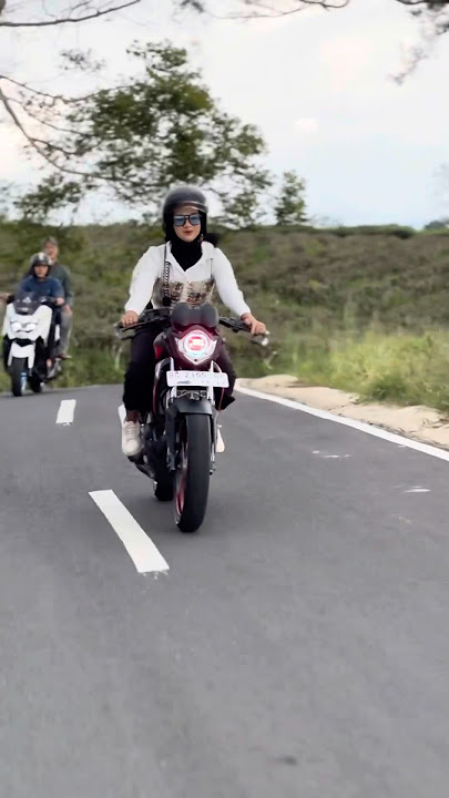 Cewek cantik naik motor vixion old apa terlihat jamet #vixion #vixionold #cewekcantik