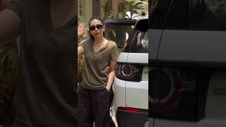Download Lagu Karishma Kapoor Heads To Bandra Studio MP3