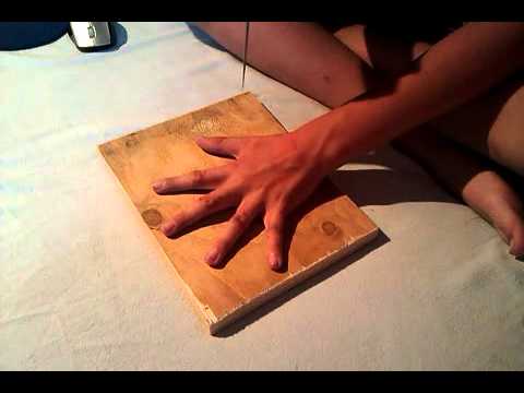 The Knife Game (VERY FAST!!)