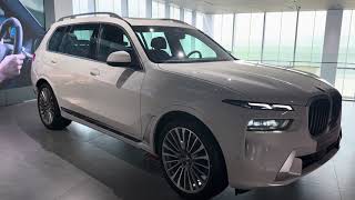 #7 Cùng chiêm ngưỡng mẫu xe BMW X7 Pure Excellence tại BMW Bình Dương | Mineral White |