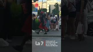 Colas en la Plaza de Toros de Murcia por el concierto de OT