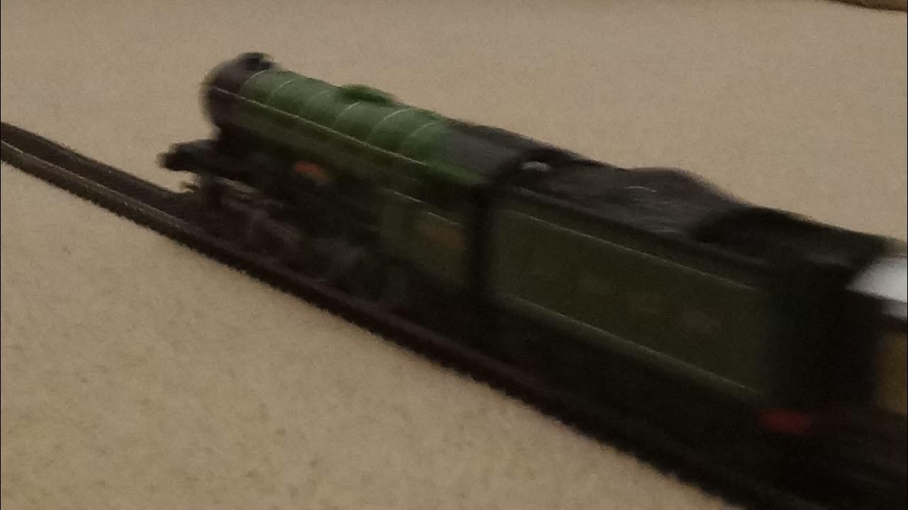 Flying Scotsman with realistic chuffing sound Mr Blue Sky ・ᴥ・ 🎢🐺🚇🦌🦮🐶🚂 YouTube