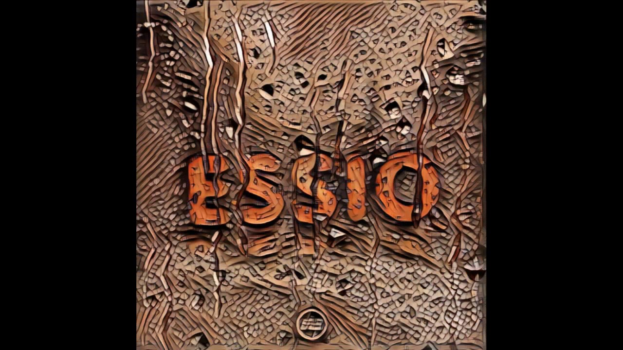 Sleduj Essio - Flashback na YouTube Sleduj Essio - Flashback na YouTube