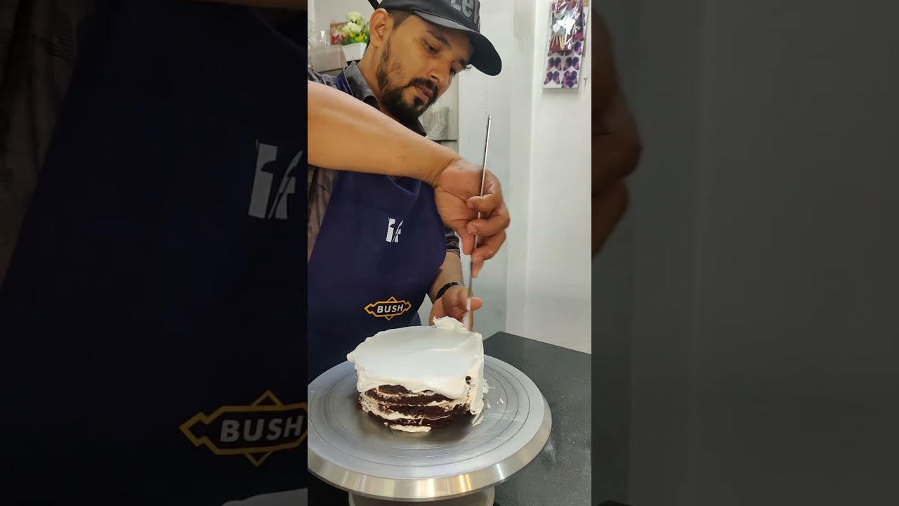 nutty bubble cake half kg design 