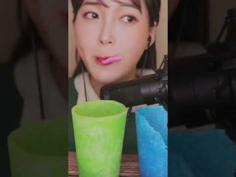 <strong>ASMR</strong> 물컵을 처음 먹어 본 <strong>사람</strong> 먹방 #shorts