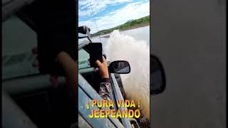 #SHORTS ¡AVENTURAS EN JEEP! AGUA, ARROYOS Y ADRENALINA