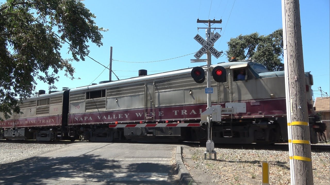 12 Inch Train *8 Inch Lights Replace 12 Inch* Dwyer Rd. Railroad Crossing - Napa ...