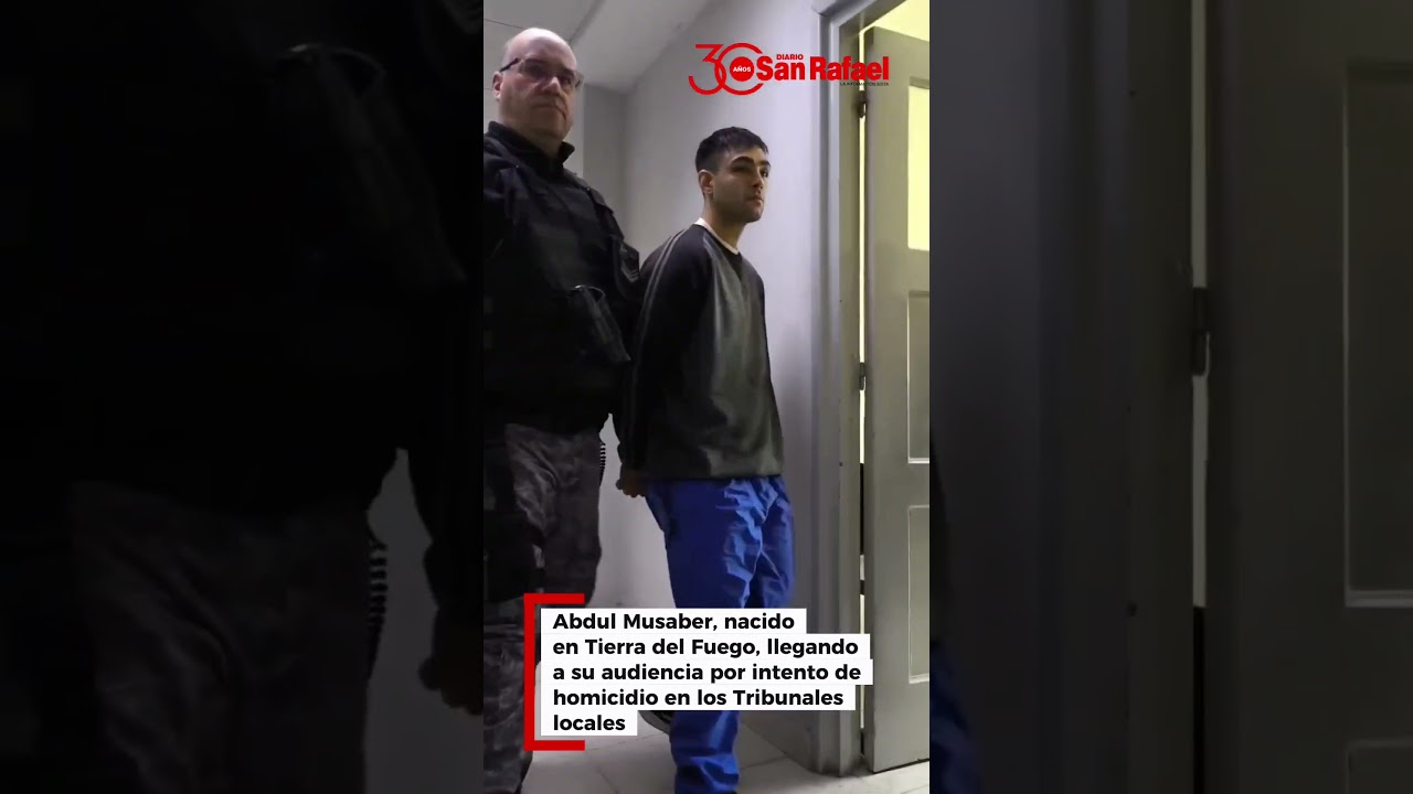 Le guiñó un ojo a la cámara al llegar a tribunales y, horas después, fue condenado