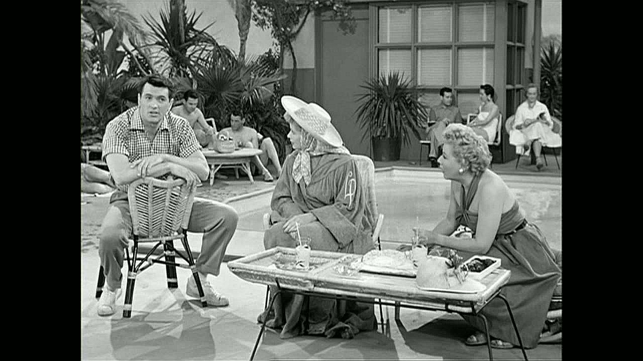 I LOVE LUCY - "Lucy & Ethel Meet Rock Hudson in Palm Springs"