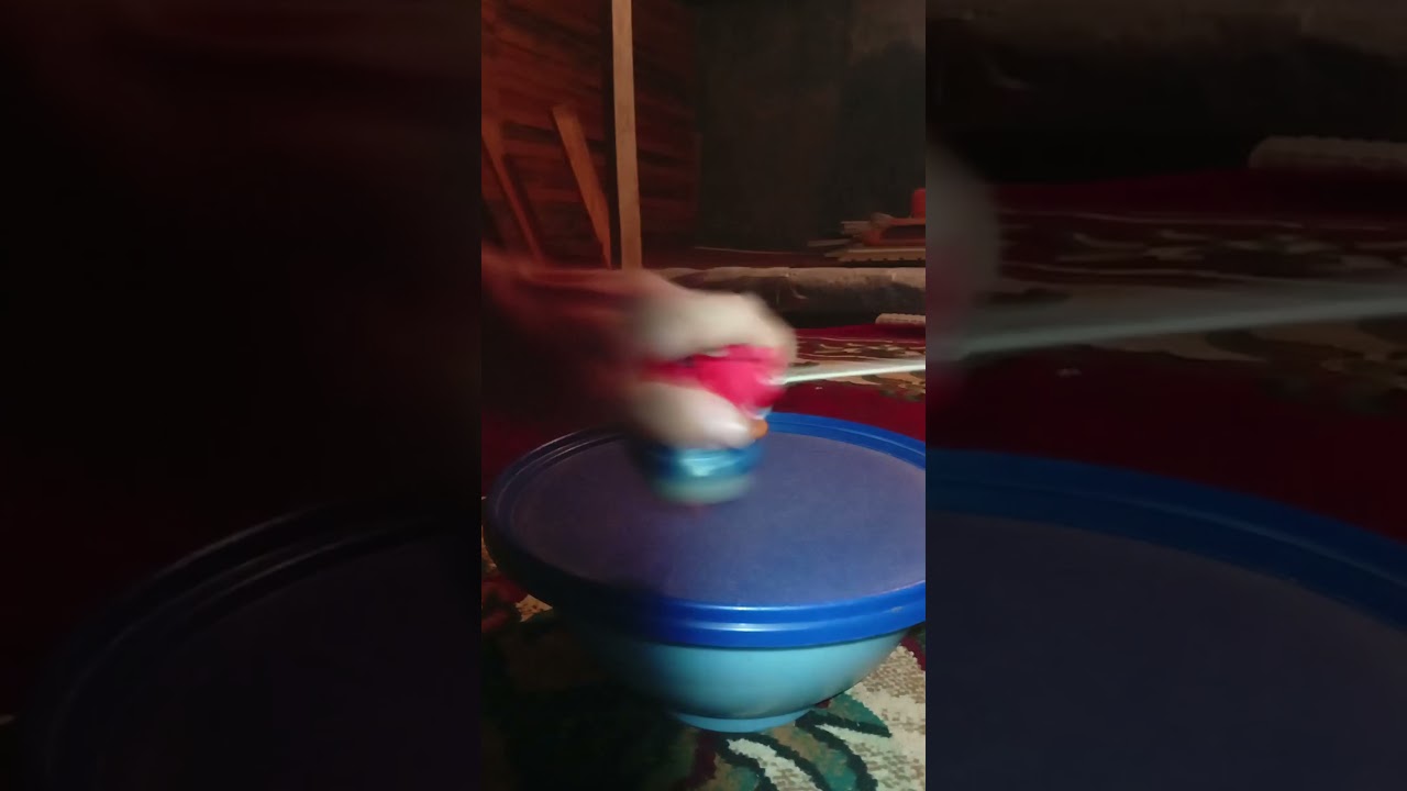 Эпичный Взрыв Бейблэйд Бёрст Рисинг Рагнарёк против Слэш Валькирия 