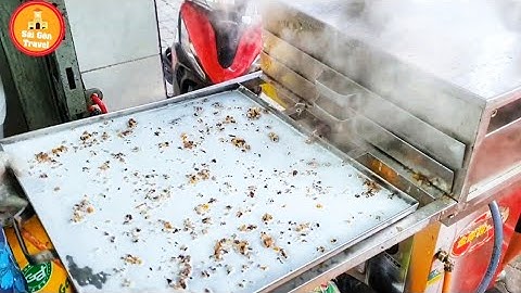 "Bánh Cuốn Tráng Máy Khay" Có Gì Mà Hút Khách Tới Vậy Ở Sài Gòn