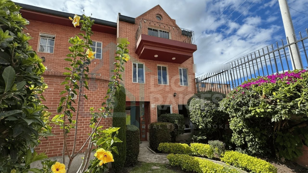 Encantadora casa en Chía con jardín, balcón y excelente ubicación