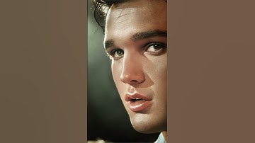 Thumbnail of Elvis Presley – The Most Romantic Song Ever in 25 Seconds ❤️🎤