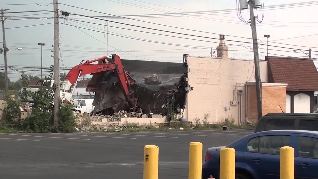 Marcals Restaurant Middleburg Heights Demolition August 21 2017 Marcals Restaurant Middleburg Heights Demolition August 21 2017