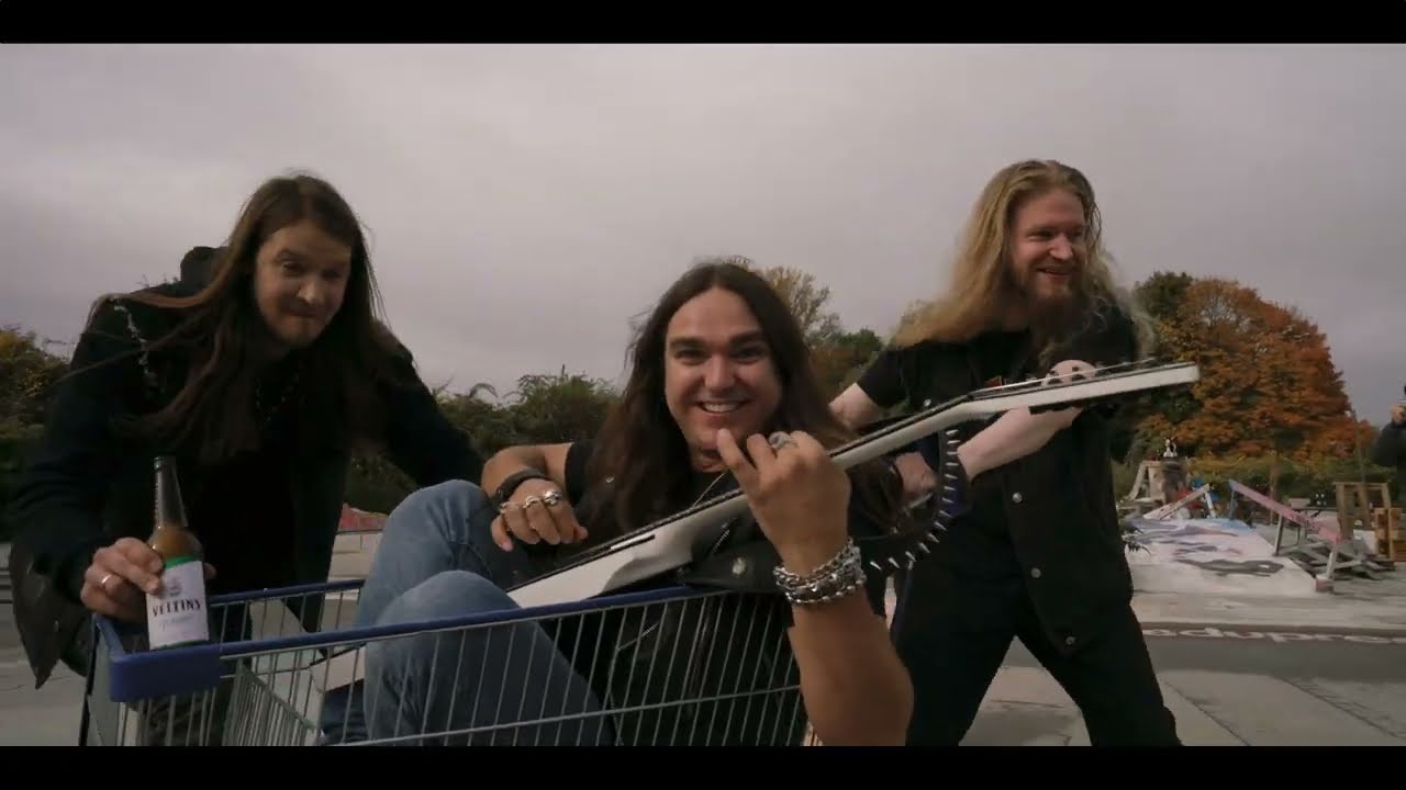 WASTED MANIACS - Rock 'n' Roll is Back [Official Video]