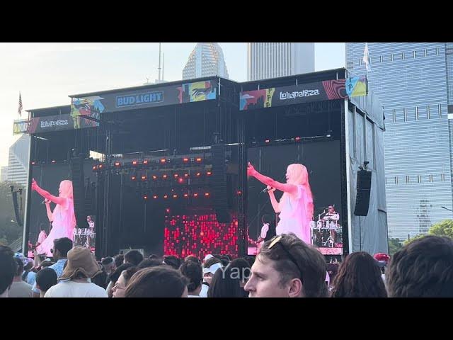 Lollapalooza Day 1: Carly Rae Jepsen proves to be ethereal, Portugal. The  Man performs psych-fueled set - Chicago Sun-Times