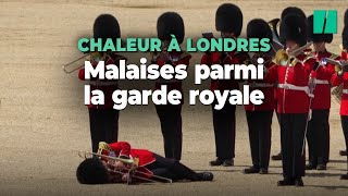 Devant le Prince William, trois gardes font des malaises à cause de la chaleur accablante