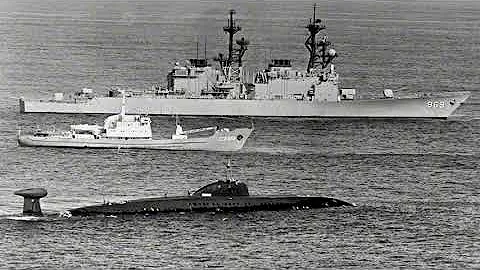 When a Soviet Submarine Surfaced Near Hawaii — And America Didn’t Notice for Hours