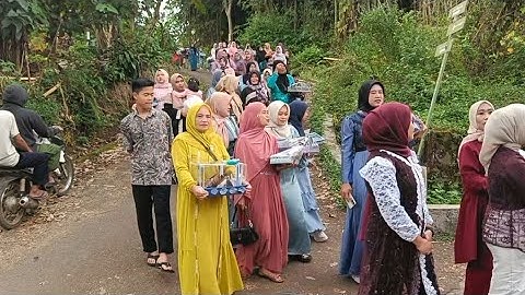 Pengantin Viral Bawa Baso 5 Kg Pernikahan Di Kampung Ciloa Selaawi Garut