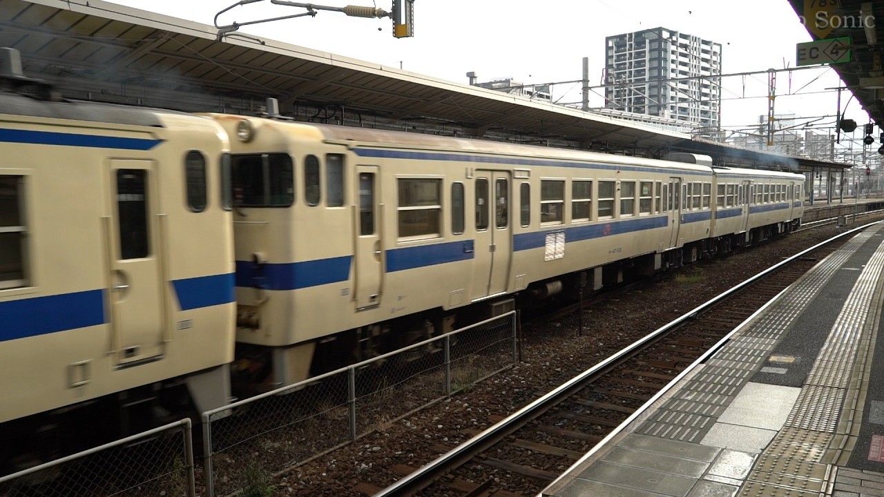 Feb.2025 Train Railway 朝 小倉駅 JR九州 鹿児島本線 キハ147形 1000番台 気動車 4両 キハ40系 改造 ディーゼルカー