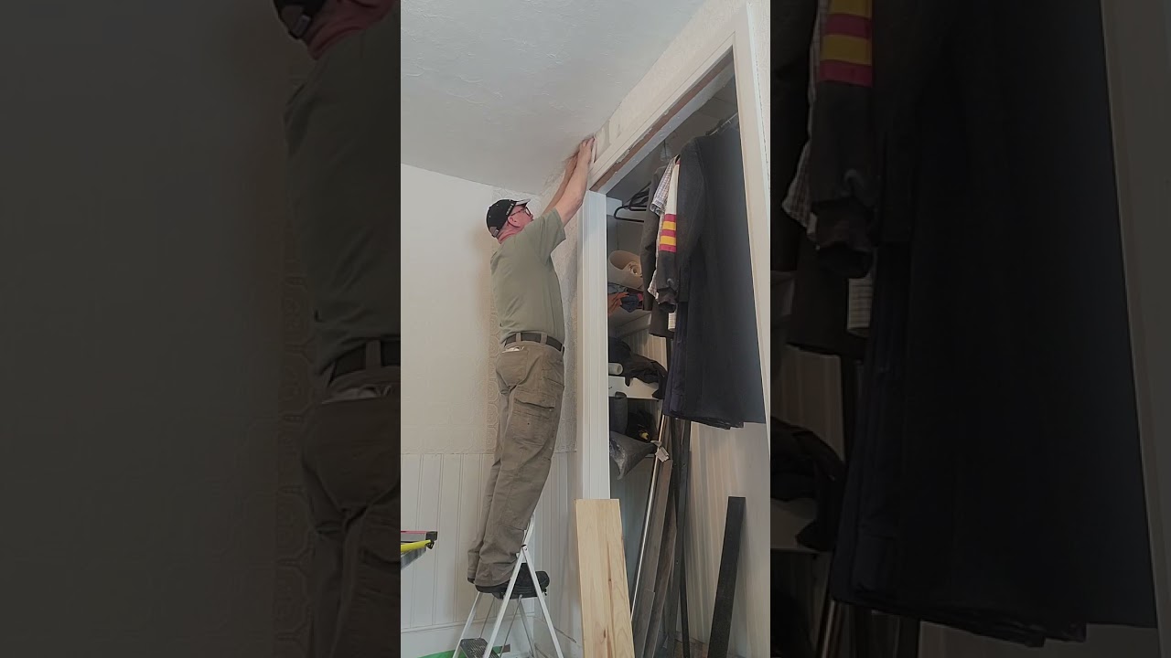 Lath & plaster wavy walls cover-up 8 #wall paper plaster cover-up #wavy walls cover-up #wallpaper 