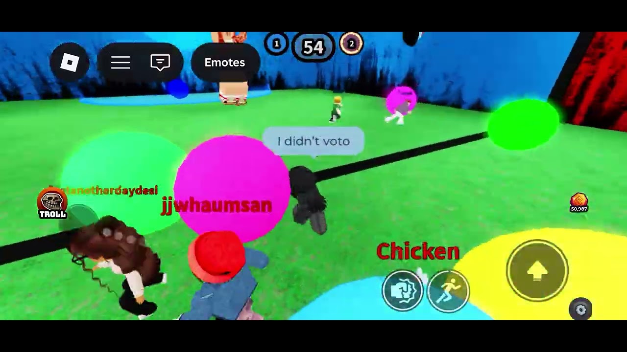 ￼Playing don’t get eliminated for the first time 😳👌🏻😭￼