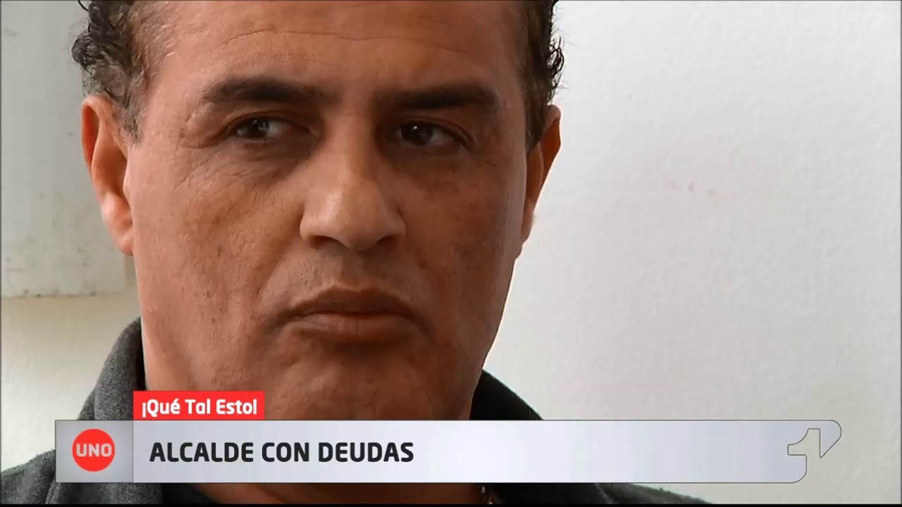 Alcalde hizo contratos verbales con sus amigos y no les pagó