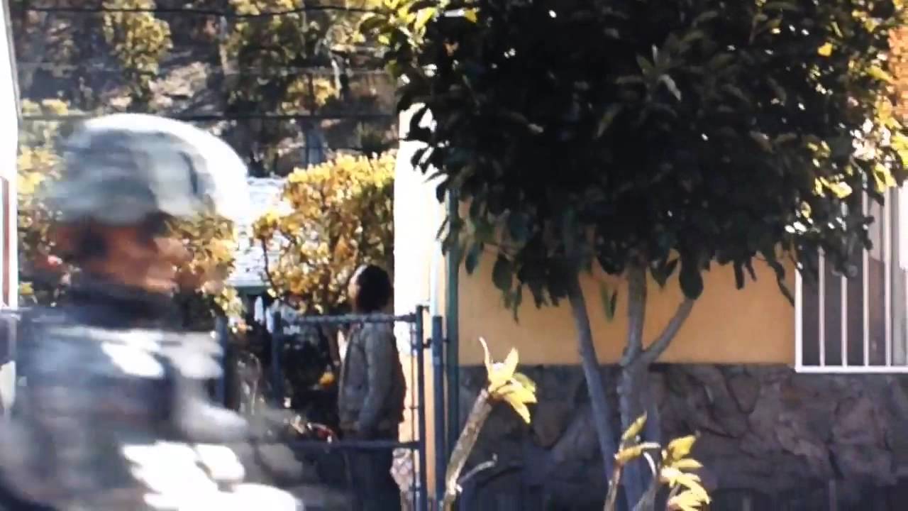 Fear the Walking Dead plane - YouTube