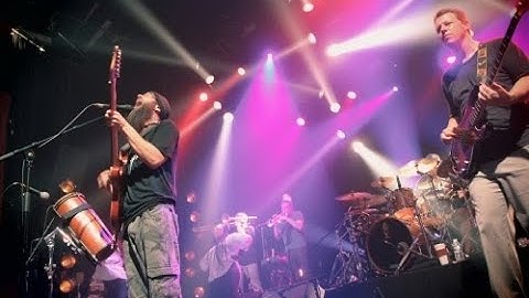 Groundation- Live Au Bataclan 04/06/2013