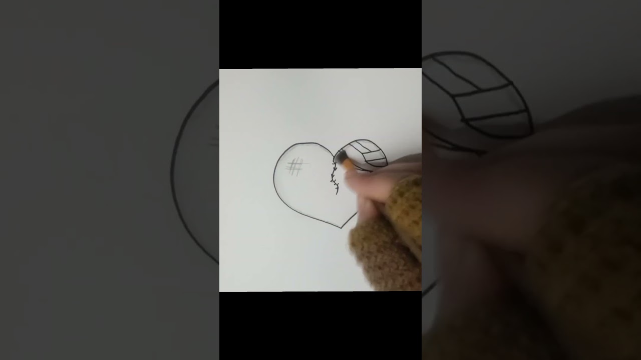 A heart broken 💔 drawing 