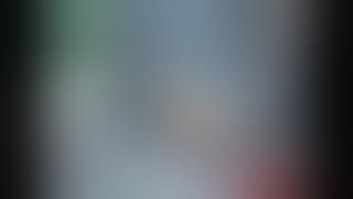 Jamie Oliver's Naked and Pregnant Shock for Mother's Day