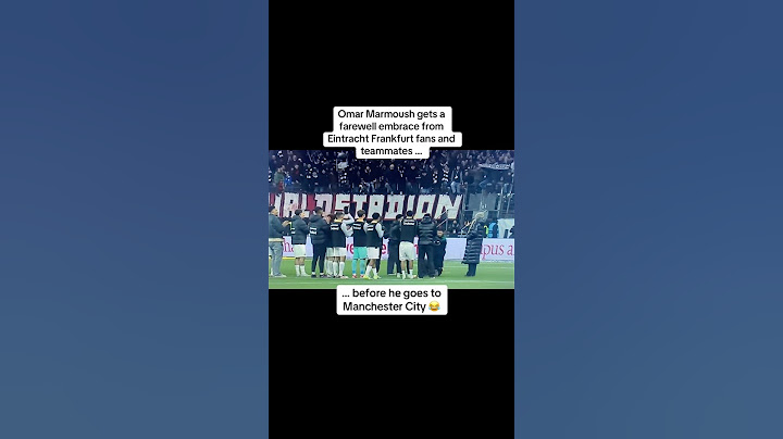 Omar Marmoush gets farewell cheer from Eintracht Frankfurt fans & teammates before exit to Man City