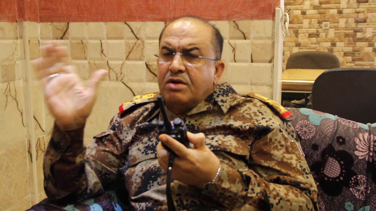 الفريق اول الركن الدكتور طالب شغاتي الكناني يرفع من معنويات مقاتليه في عمليات تحرير الموصل