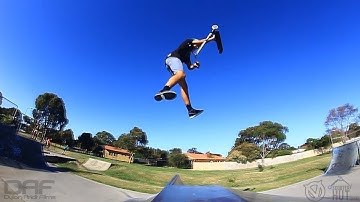 Jesse Bayes | Chills in Melbourne