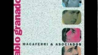 Video thumbnail of "Macaferri & Asociados - Esclavo De Tu Amor"