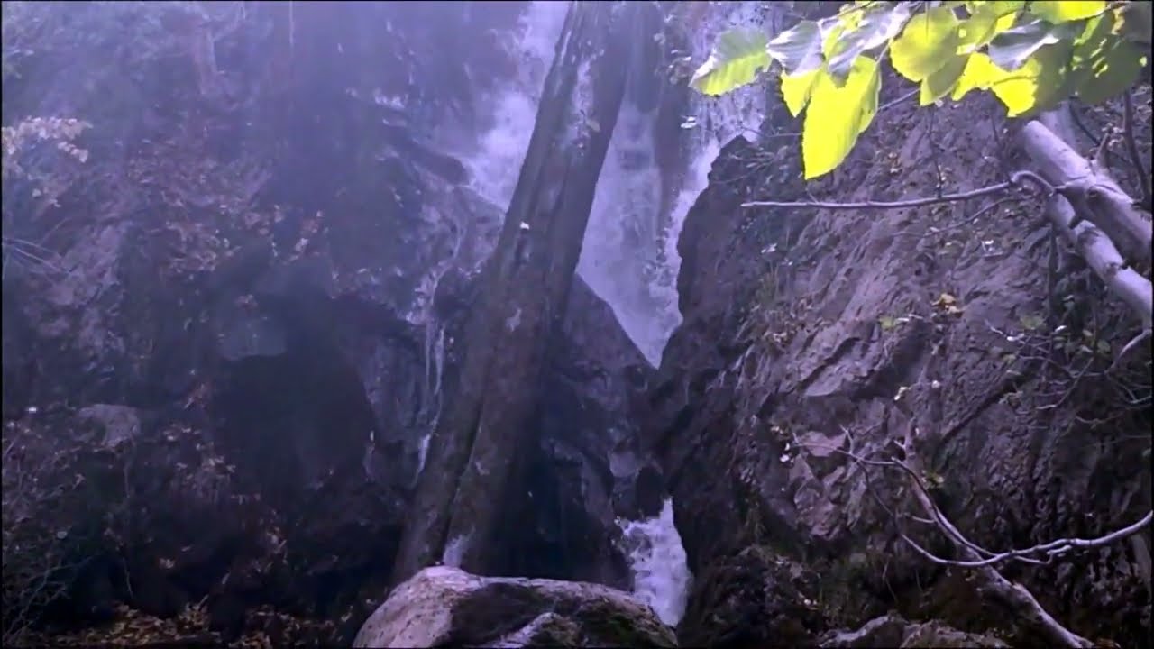 Nevada - Reno - Hunter Creek Waterfall - October 2022