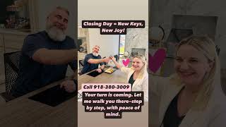 Closing day for buyer in Tulsa Oklahoma with @elenasellhomesintulsa9168 Picasso Realty