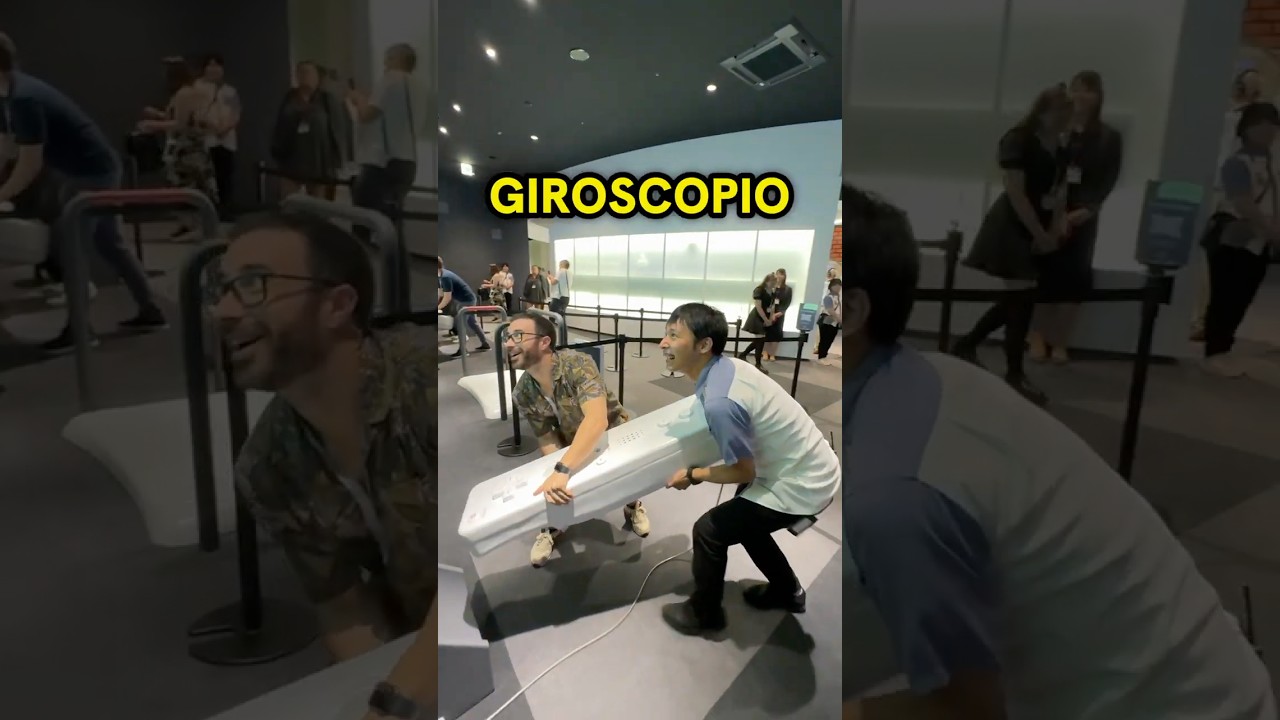 Usando el Wiimote Gigante del Museo de Nintendo