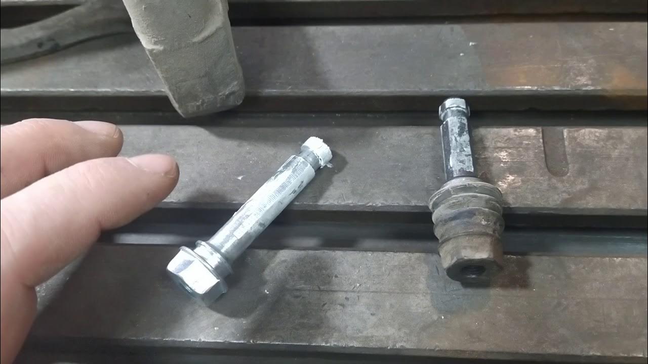 Направляющие суппорта пежо 408. Обслуживание направляющих суппортов. Trw pfg110. Износ направляющих суппорта. Износ направляющих суппорта.