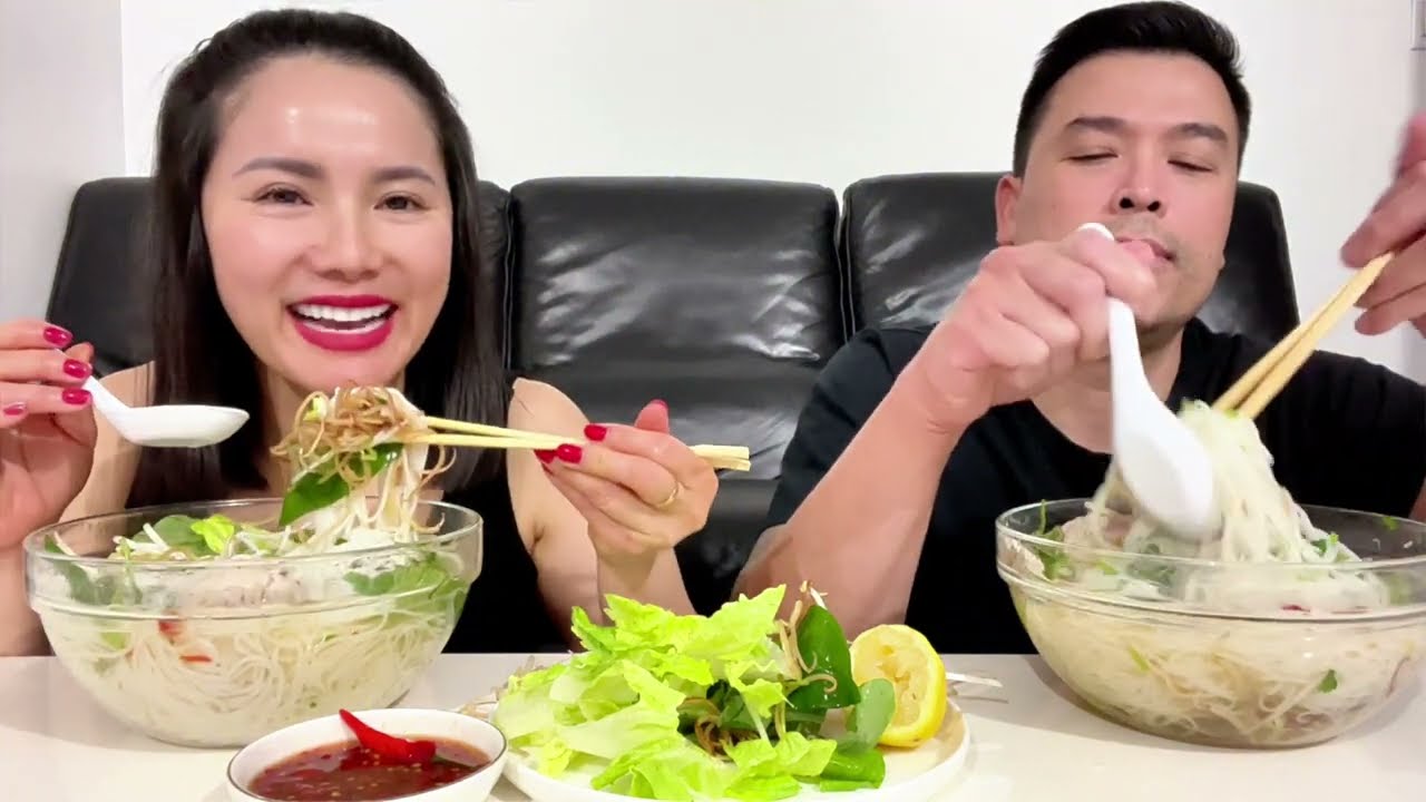 Ăn Mừng Bún Mộc Sau Trận Bão Tuyết Kinh Hoàng Ở Canada Ạ