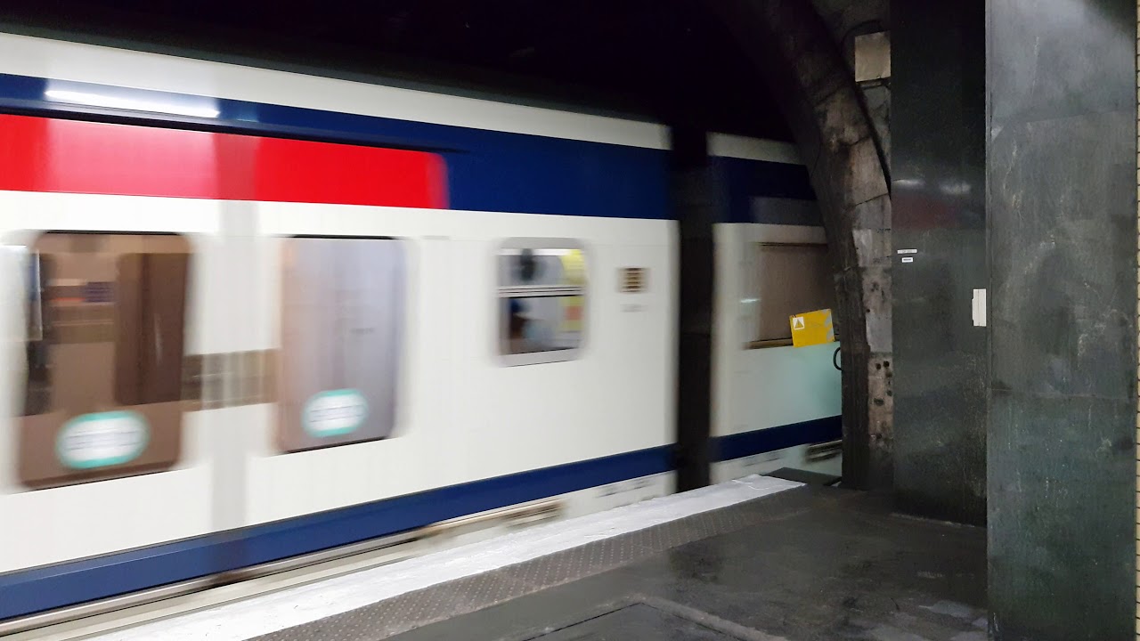 (RER A) Arrivée d'un MI2N à Vincennes direction Saintgermainenlaye (RATP) YouTube (RER A) Arrivée d'un MI2N à Vincennes direction Saintgermainenlaye (RATP) YouTube
