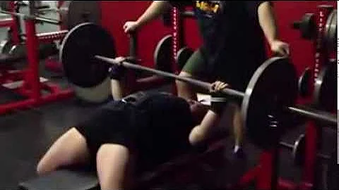 BENCH PRESS 135 FOR 40 REPS JENNIFER PAYNE