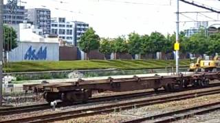 JRF EF210 pulling short cars.