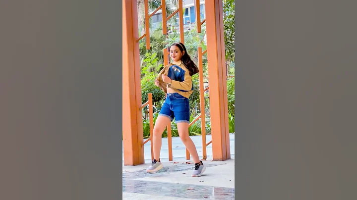 Kon Disha mein 🥰♥️#kashishpatel #dance #shortsfeed #love #viralsong #trendingsong #oldsong