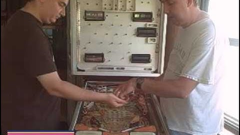 Arcade Repair Tips - Cleaning A Pinball Machine (Part One)